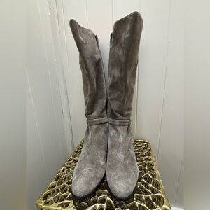 Grey Van Eli Boots Women’s Size 10